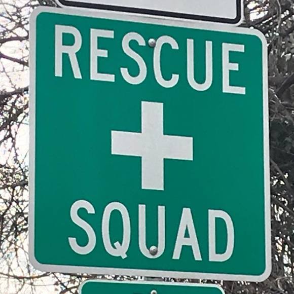 Meet your Posher, Danielle - Picture 1 of 1